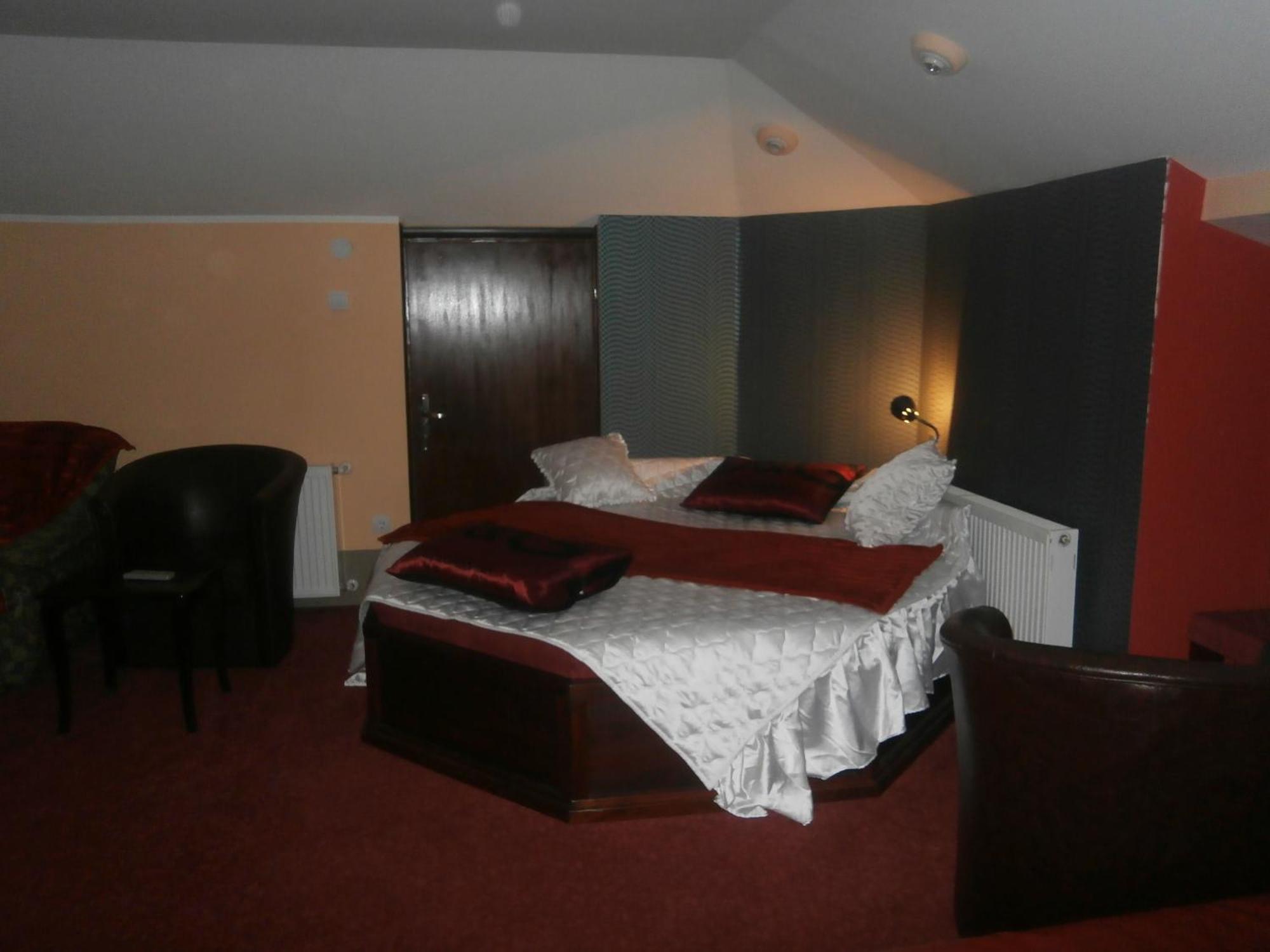 Hotel Vila Mitic Luxx Spa Centar 莱斯科瓦茨 外观 照片