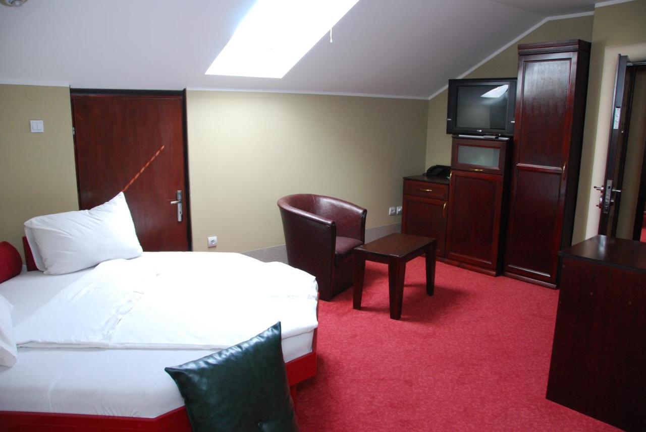 Hotel Vila Mitic Luxx Spa Centar 莱斯科瓦茨 客房 照片